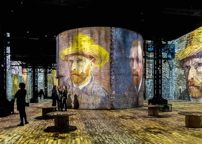 Spacious And Cozy House With Affordable Parking Amsterdam