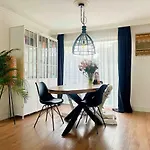 Ferienhaus Spacious And Cozy House With Affordable Parking Amsterdam