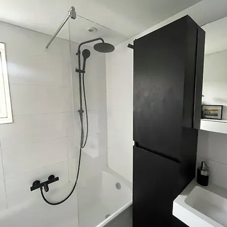 Spacious And Cozy House With Affordable Parking Dom wakacyjny Amsterdam