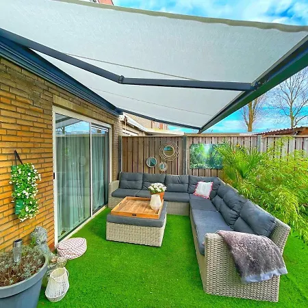 Holiday home Spacious And Cozy House With Affordable Parking Amsterdam